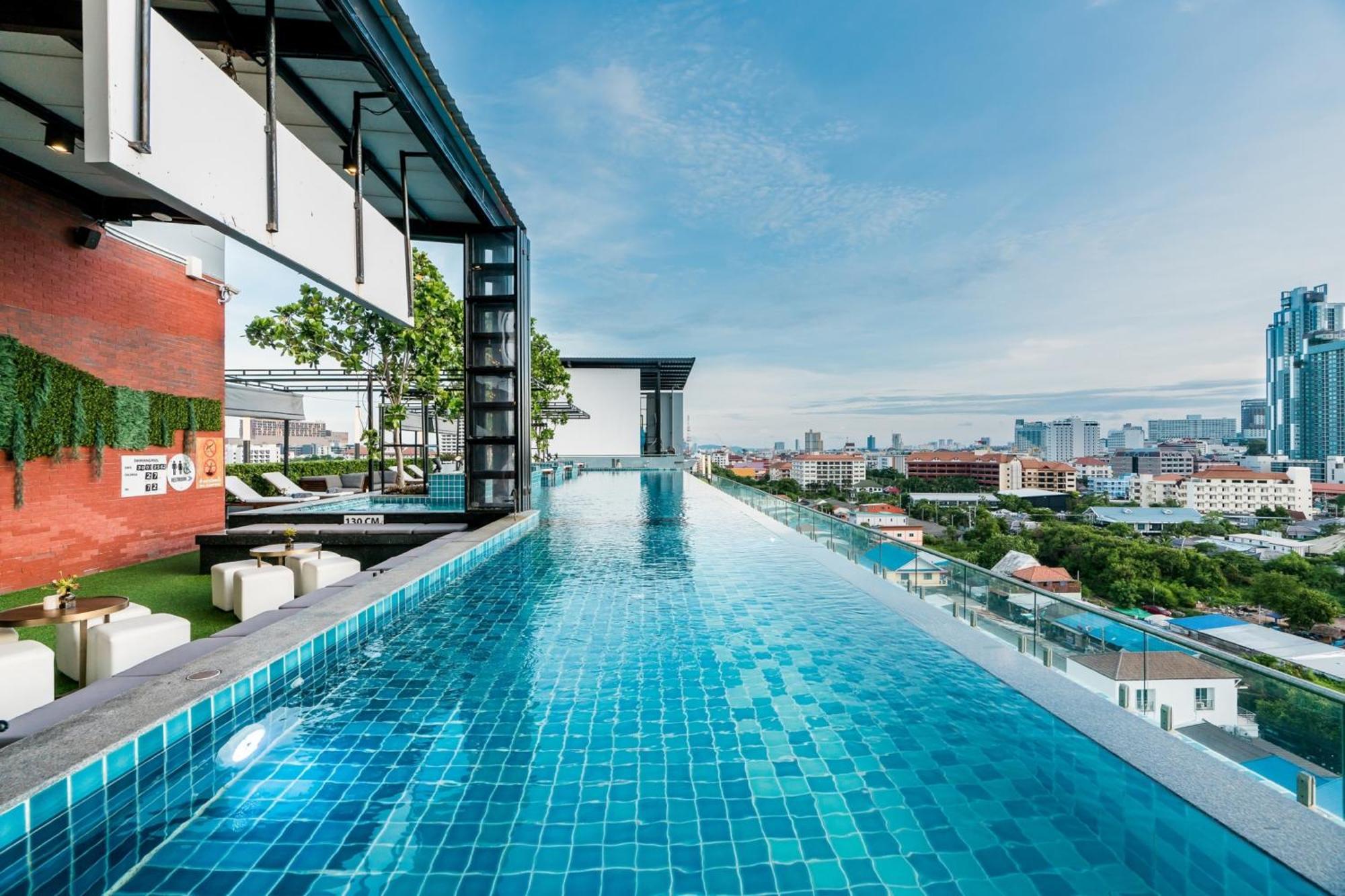 T Pattaya Hotel By Pcl Екстериор снимка