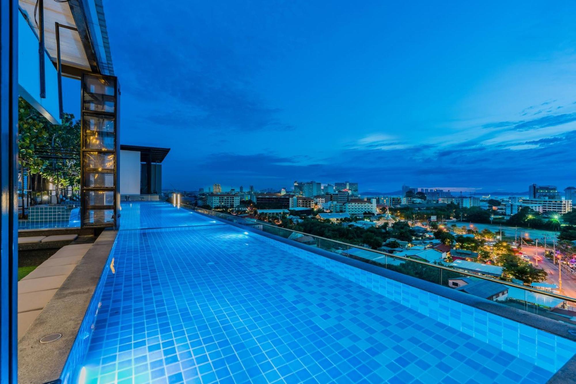 T Pattaya Hotel By Pcl Екстериор снимка