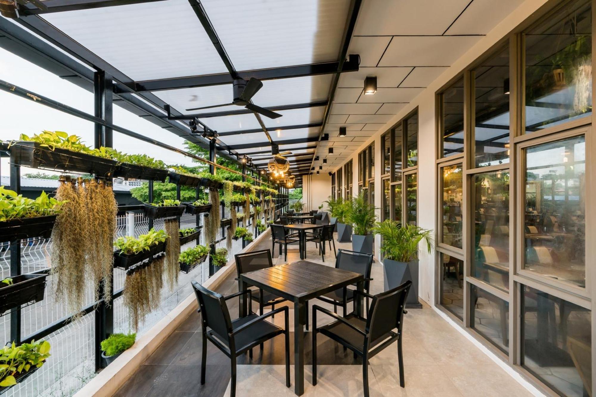 T Pattaya Hotel By Pcl Екстериор снимка